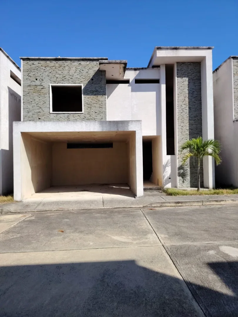 VENTA DE TOWNHOUSE